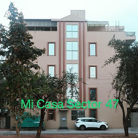 Mi Casa Sector 47 Leilighet Gurgaon Eksteriør bilde