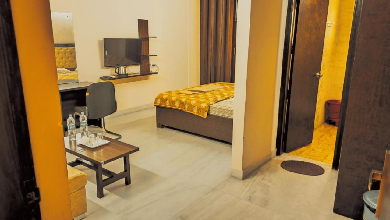 Mi Casa Sector 47 Leilighet Gurgaon Eksteriør bilde