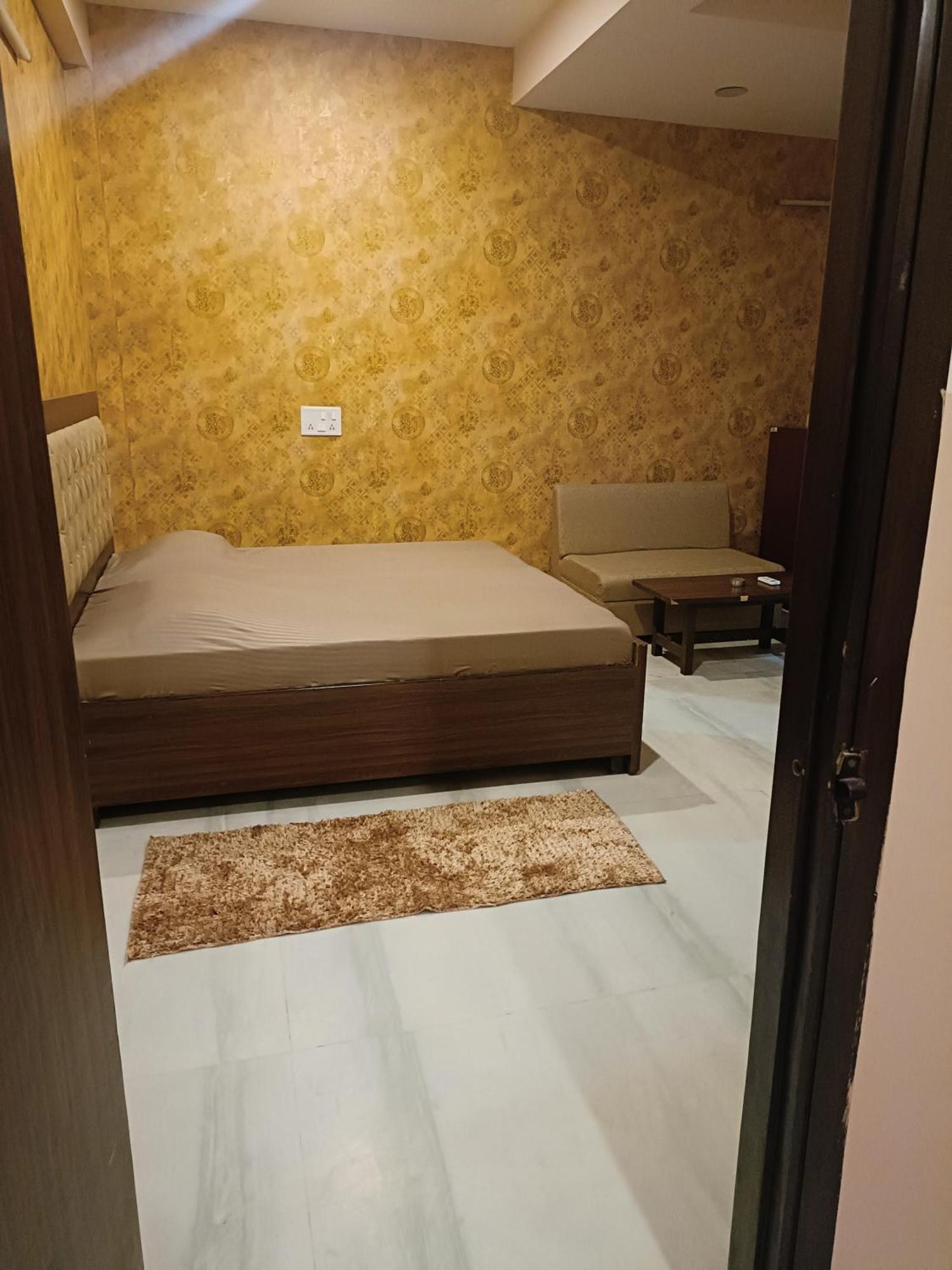 Mi Casa Sector 47 Leilighet Gurgaon Eksteriør bilde