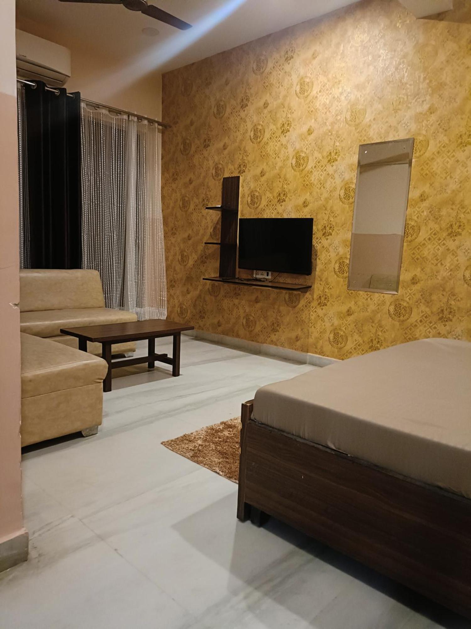Mi Casa Sector 47 Leilighet Gurgaon Eksteriør bilde
