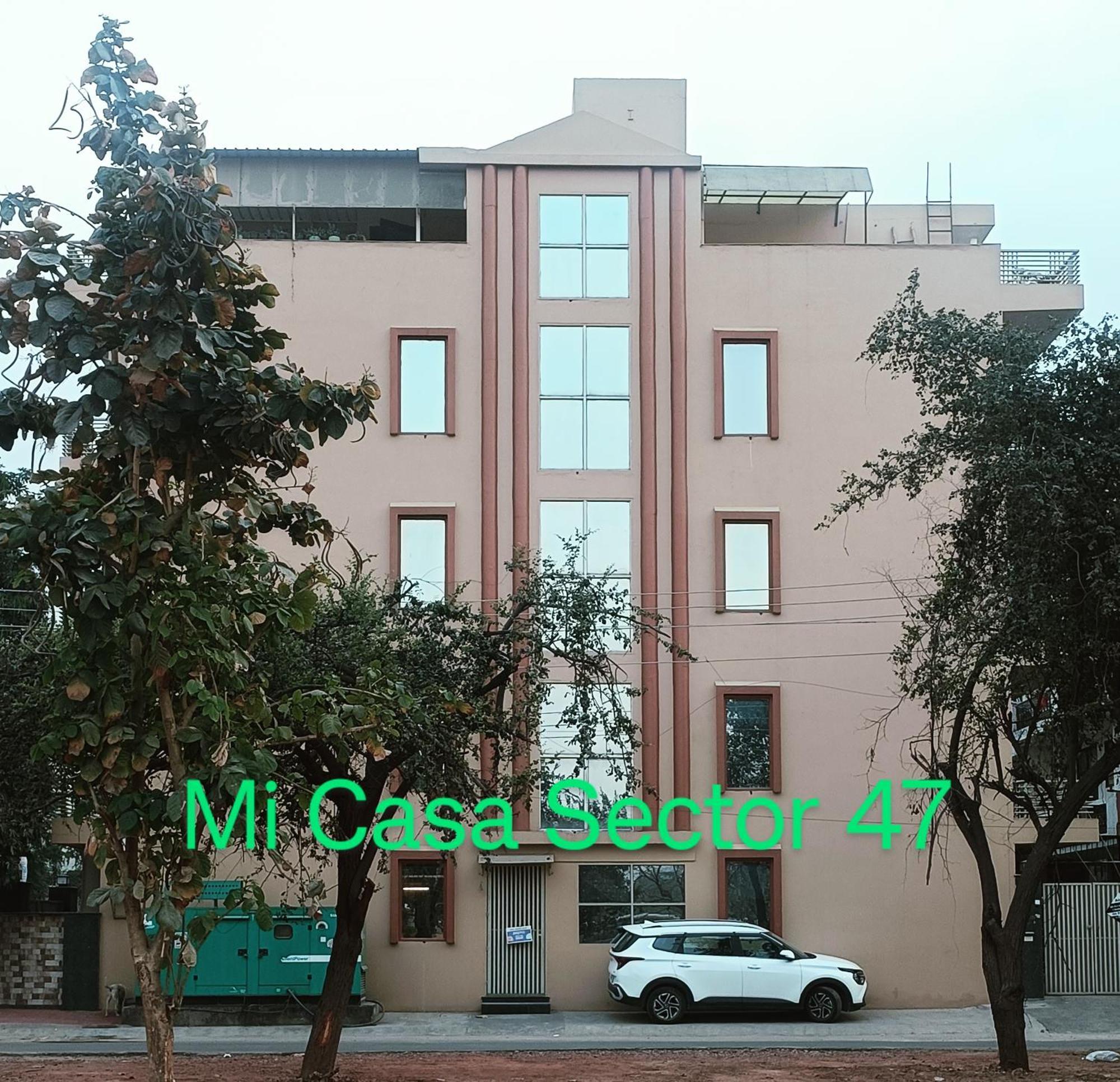 Mi Casa Sector 47 Leilighet Gurgaon Eksteriør bilde
