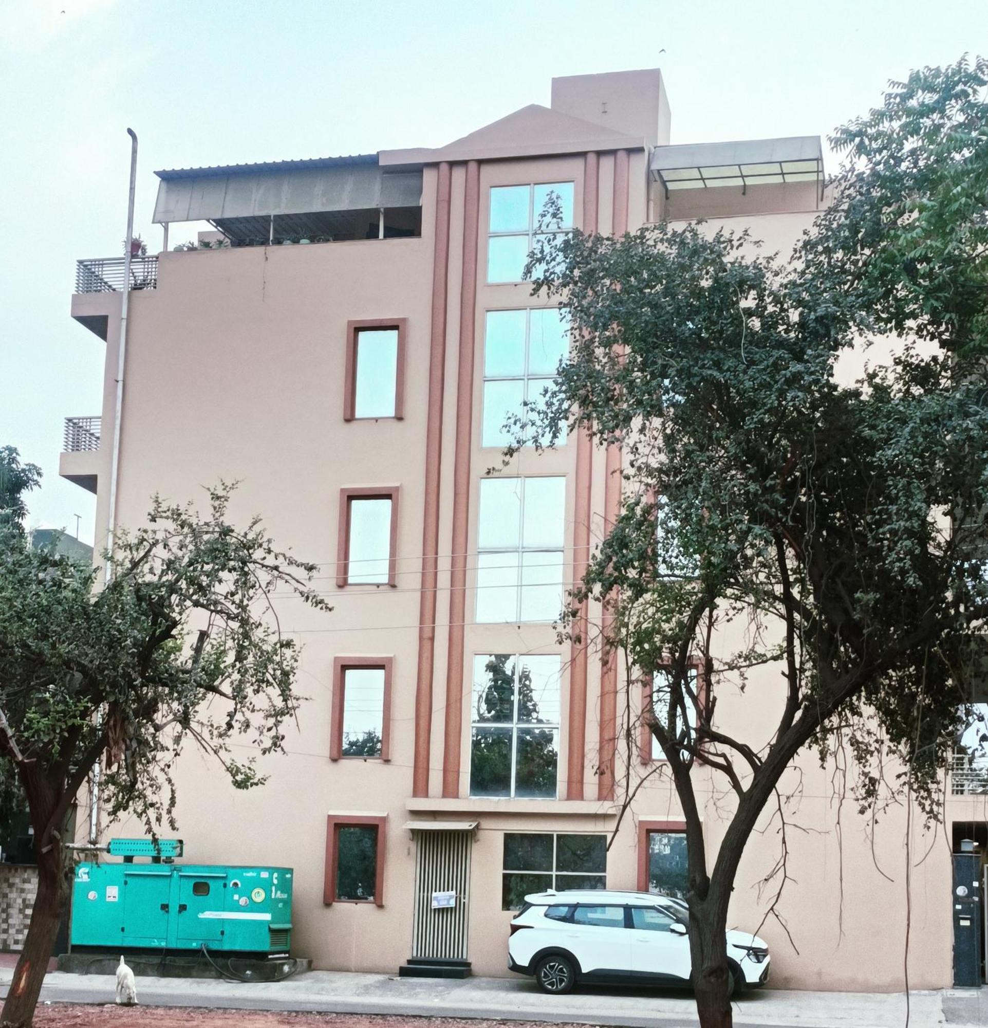 Mi Casa Sector 47 Leilighet Gurgaon Eksteriør bilde
